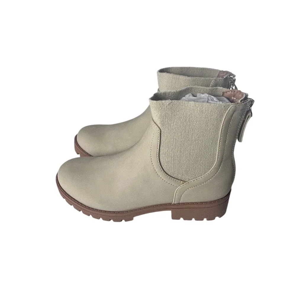 LC Lauren Conrad Alexi Taupe Ankle Boots Womens 7‎ Memory Foam Lug Sole